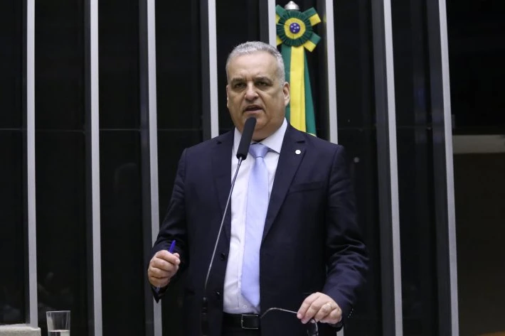 Oposição vai presidir CPMI que apurará fraudes no INSS