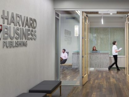 Professores de Santa Catarina podem concorrer a 2 mil bolsas gratuitas em Harvard