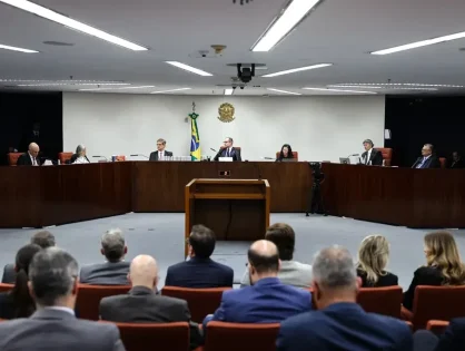 STF forma maioria para condenar Bolsonaro e mais sete