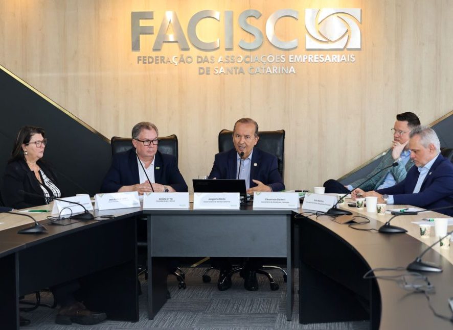 Jorginho Mello reforça parceria com setor produtivo para manter o crescimento econômico de SC