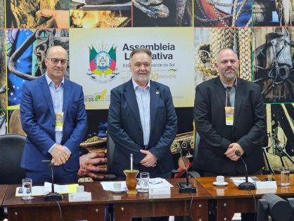 Deputado Zé Milton destaca importância da silvicultura em reunião histórica dos três estados do Sul