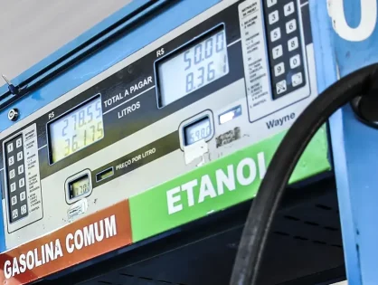 Petrobras reduz preço da gasolina a partir desta terça-feira