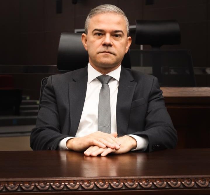 Pelo Estado Entrevista: Giovani Lima, advogado candidato ao Quinto Constitucional