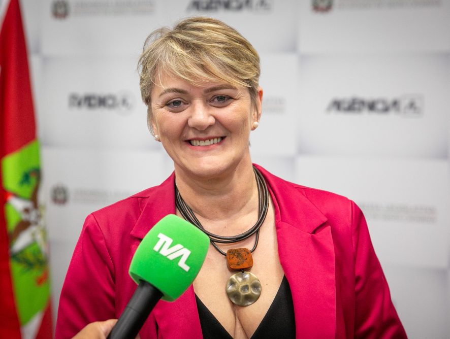 Pelo Estado 24/10: Projeto que garante mais direito aos ACTs uniu PL, PSD e PT na Alesc