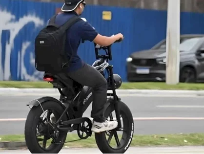 Nova regra exigirá CNH, placa e capacete para todos os ciclomotores em 2026