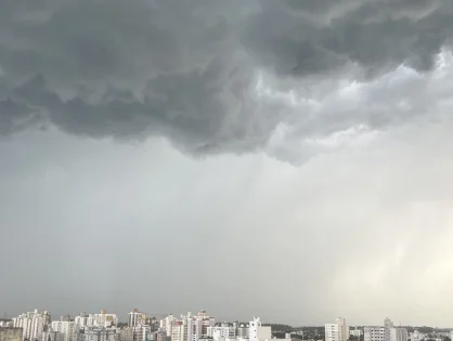 Ciclone é considerado atípico por características incomuns, explicam meteorologistas