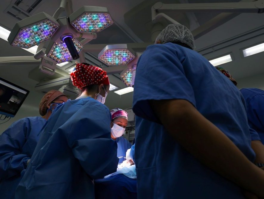 Santa Catarina alcança a marca de 1,2 milhão em novo recorde de cirurgias realizadas desde 2023