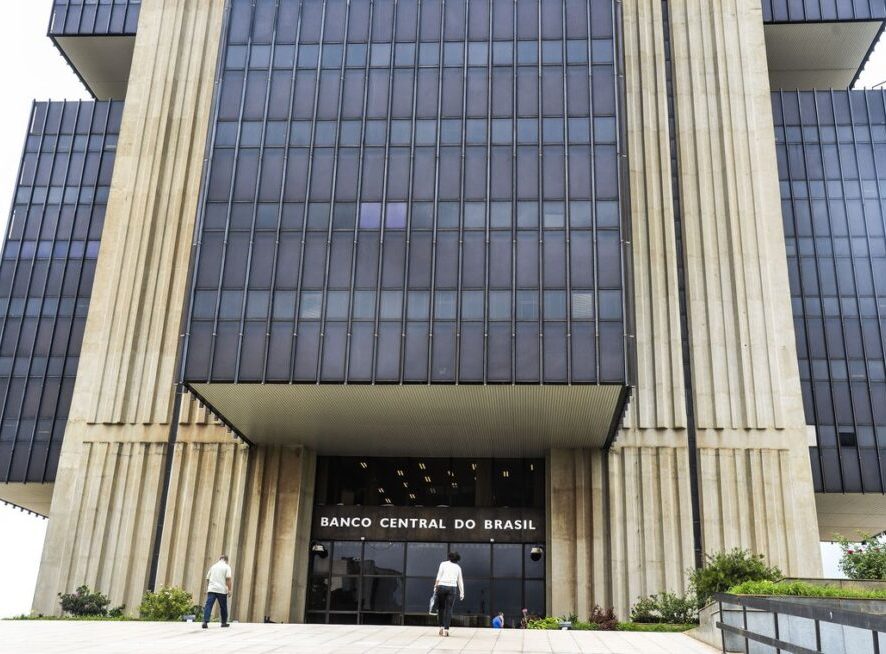 Em última reunião do ano, Copom decide se mantém Taxa Selic