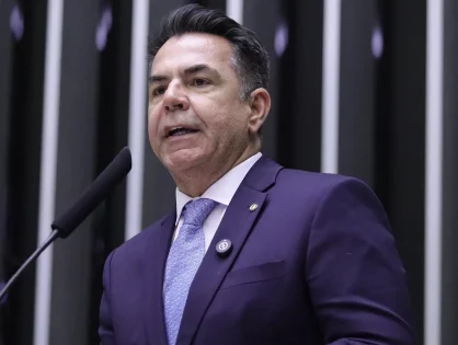 Vampiro deixa Câmara dos Deputados e avalia mandato como suplente