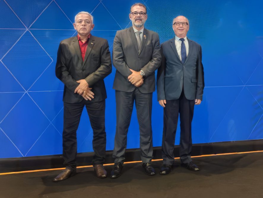 Sirecom Grande Florianópolis empossa nova diretoria e reforça papel estratégico da representação comercial