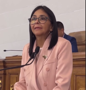 TRANSIÇÃO: A Venezuela tem uma nova presidente