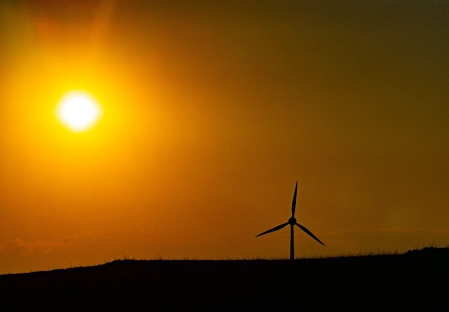 Calor acima dos 35°C e temporais marcam a semana em Santa Catarina