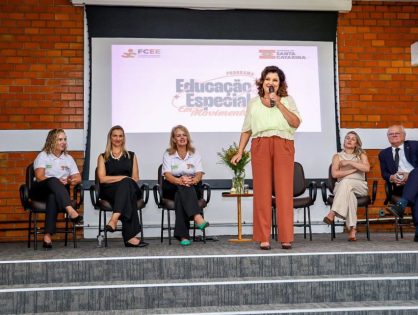 Governo de SC lança Programa Educação Especial em Movimento e promove capacitações para 26 mil profissionais