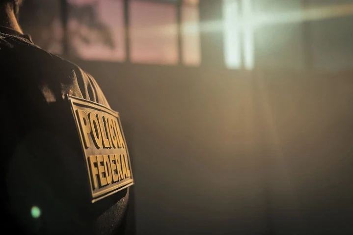 Polícia Federal desarticula esquema de contrabando de leite em pó argentino no Sul de SC