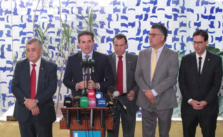 Redução da Jornada: transição de apenas um ano é mais um equívoco na proposta, diz Fiesc