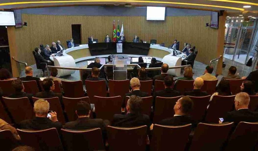 TCE/SC recomenda medidas de segurança nos sistemas públicos para prevenir fraudes digitais