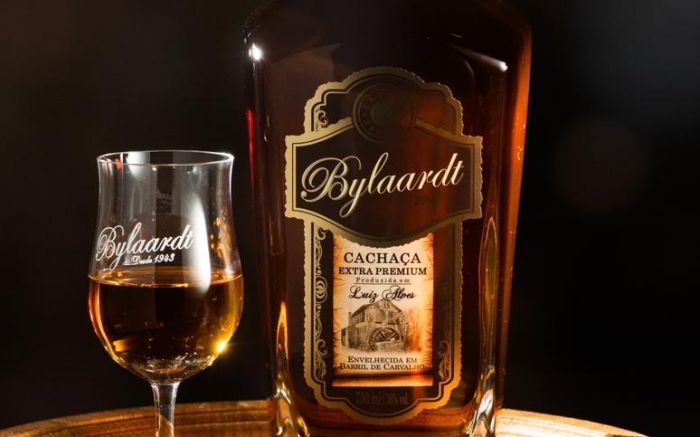 Cachaça produzida em SC é eleita a melhor do Brasil