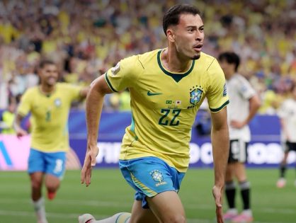 Brasil marca nos acréscimos, bate Japão de virada e vai às oitavas de final da Copa do Mundo