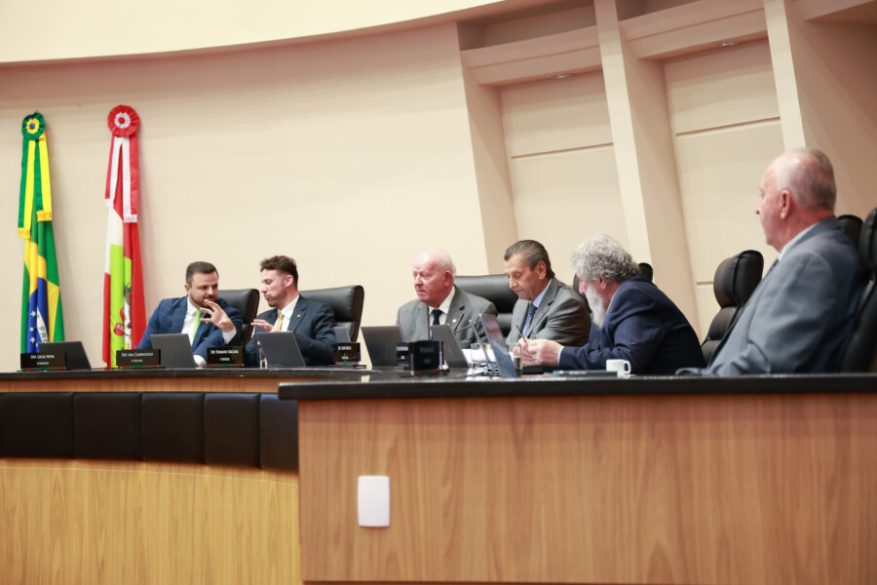 Plenário da Alesc aprova 45 projetos de lei na sessão desta terça