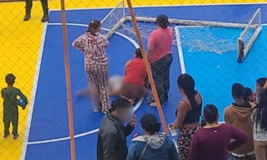 Menino morre dias após ser atingido por trave em quadra de Itajaí