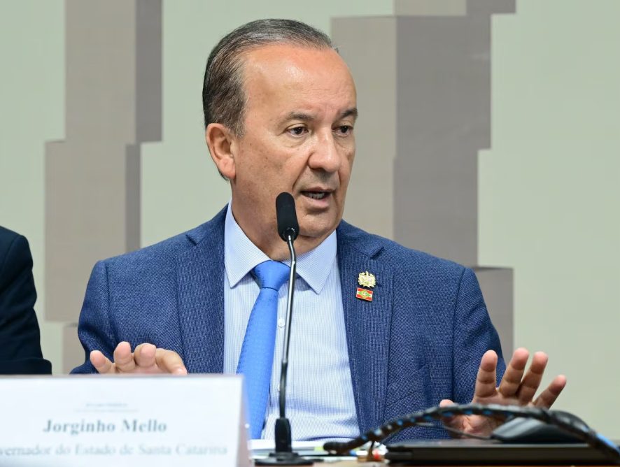 Pelo Estado Entrevista 01/07: Governo de SC aciona PGR após discurso de Lula em Itajaí