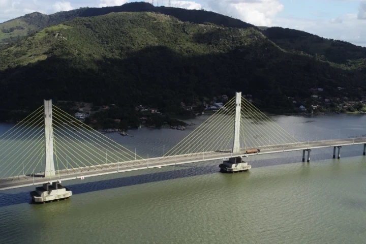 Ponte Anita Garibaldi: documentos apontam que falha dava sinal de colapso desde 2022, garante deputado