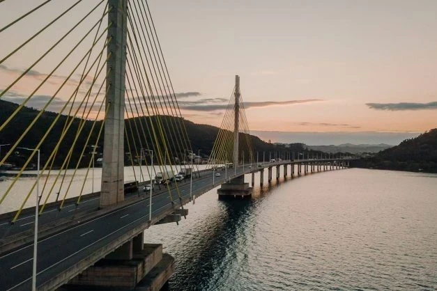 Ponte Anita Garibaldi: concessionária aguarda por envio de documentação do DNIT há três anos, afirma deputado