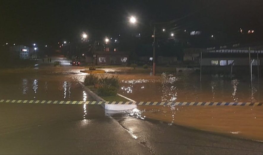 Sobe número de municípios catarinenses em situação de emergência após temporais