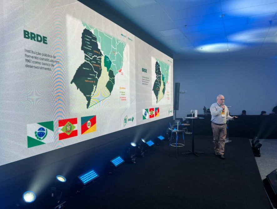 BRDE participa do Conecta FCDL/SC e reforça apoio ao desenvolvimento do comércio catarinense
