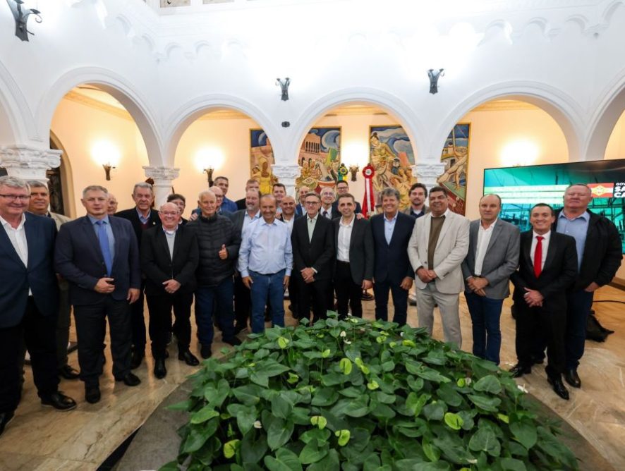 Governo de Santa Catarina repassa R$ 22 milhões para cooperativas de energia elétrica
