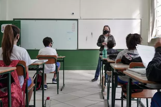 Pelo Estado 07/08: Santa Catarina melhora todos os seus indicadores da educação