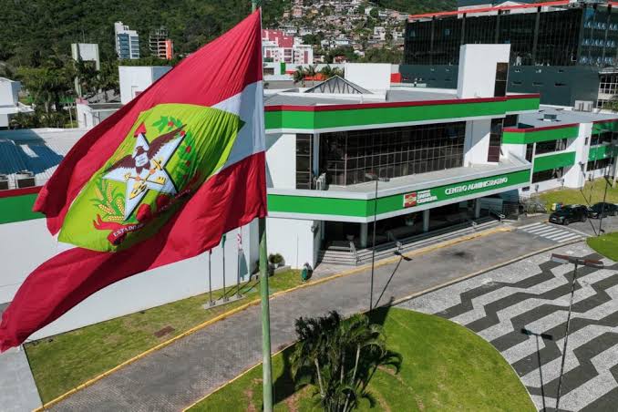 Pelo Estado 20/08: Após 17 anos, Sindaf-SC retoma concurso público