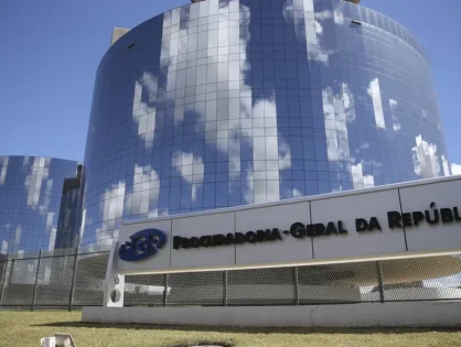 Pelo Estado 09/09: Crise no STF