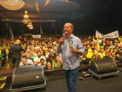 Jorginho reúne 30 prefeitos e 2,5 mil pessoas em Criciúma