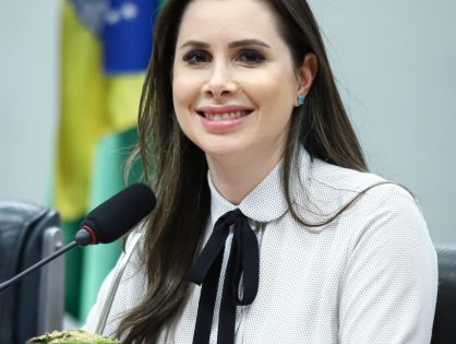 Pelo Estado: Carol De Toni, candidata ao Senado por Santa Catarina