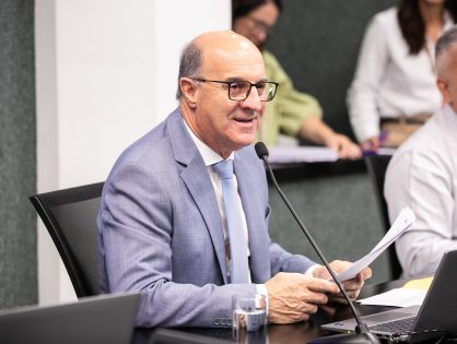 Pelo Estado Entrevista: “Santa Catarina perde R$ 400 milhões por ano na saúde por falta de quem brigue em Brasília”