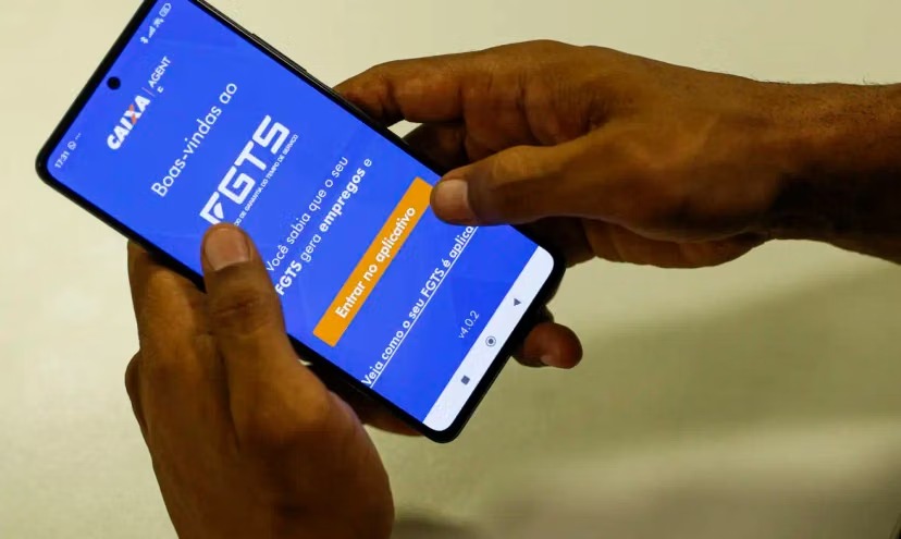 Trabalhadores poderão antecipar até cinco saques-aniversário do FGTS até março de 2027