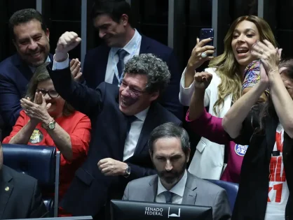 Pelo Estado 16/10: Redução de jornada aprovada pelo Senado preocupa Fiesc