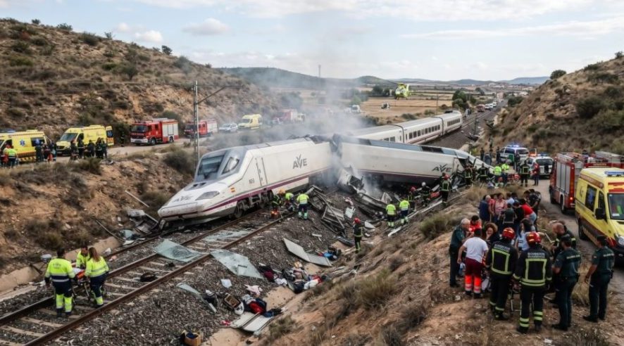 Tragédia ferroviária na Espanha deixa 30 mortos após colisão entre trens de alta velocidade